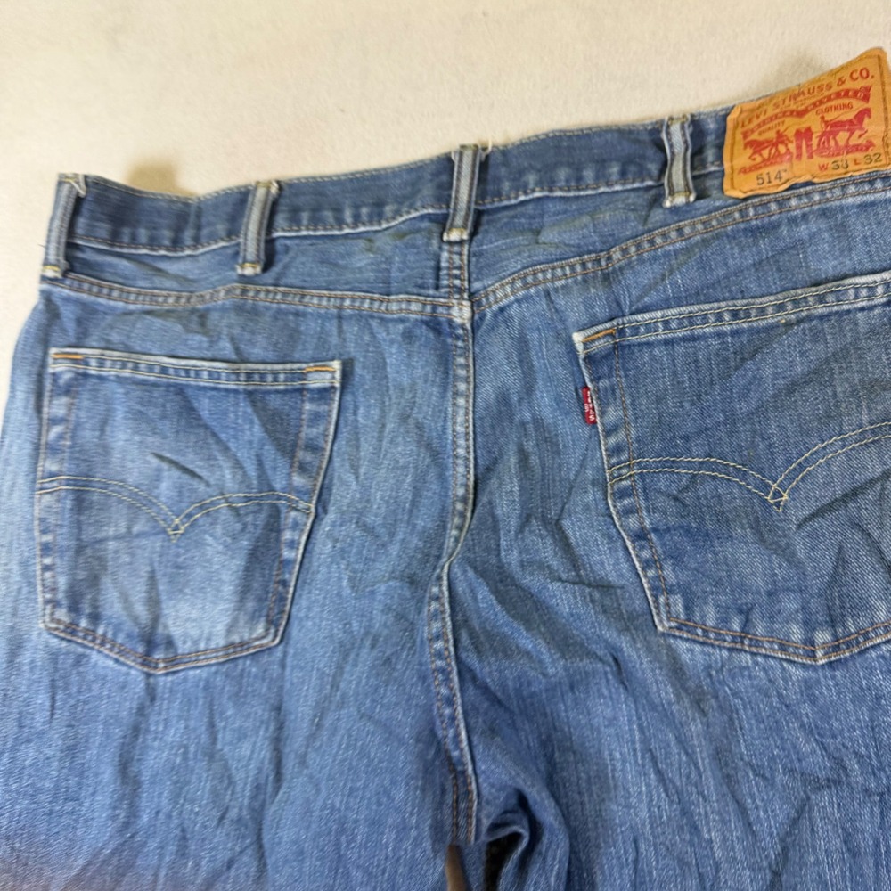 Levis 514 Straight Fit Mens Jeans 38x32 Medium Wash Blue Denim Pants 7650